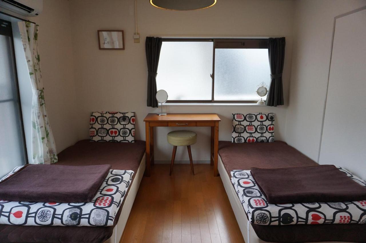 Guesthouse Ten-roku - Female Only Ōsaka Extérieur photo